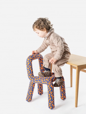 Chaise pour enfant en coton imprimé koï Mini Bold - Moustache