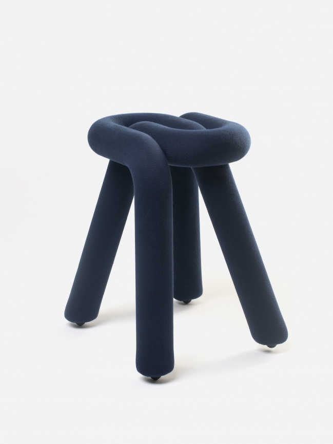 Bold stool